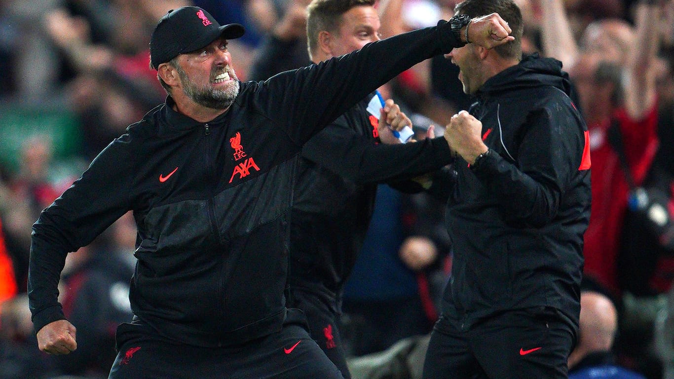 Pure Emotion: Jürgen Klopp feiert einen Treffer seiner Liverpooler gegen Milan.