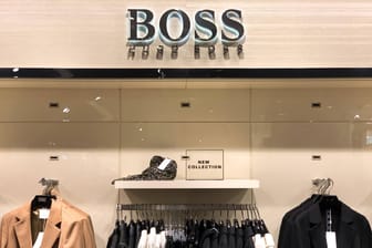 Hugo-Boss-Geschäft in Polen (Symbolbild): Der Modekonzern will zukaufen.