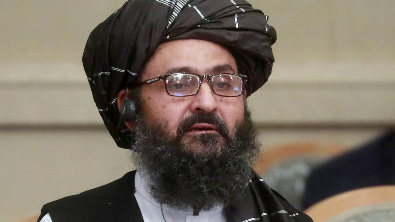 Mullah Abdul Ghani Baradar: "Gott sei Dank geht es mir gut", teilte der Islamist mit.