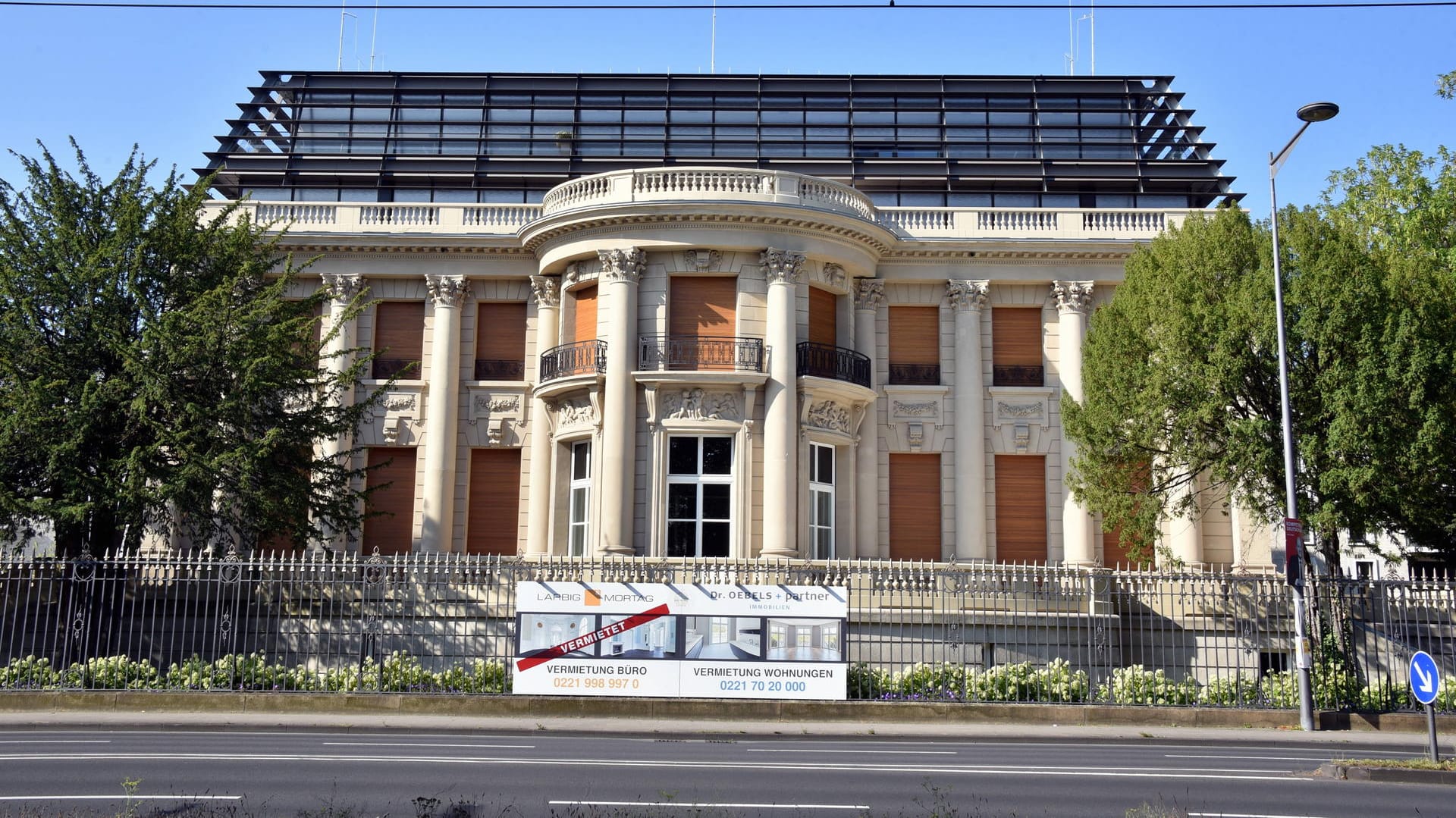 Villa Oppenheim in Köln: Hier entstand die Deutschlandfiliale des Auktionshauses Sotheby's. Villa Oppenheim in Köln: Hier entstand die Deutschlandfiliale des Auktionshauses Sotheby's.