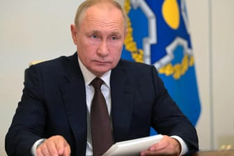 Kremlchef Wladimir Putin: "autoritäre Kleptokratie, angeführt von einem Präsidenten auf Lebenszeit".