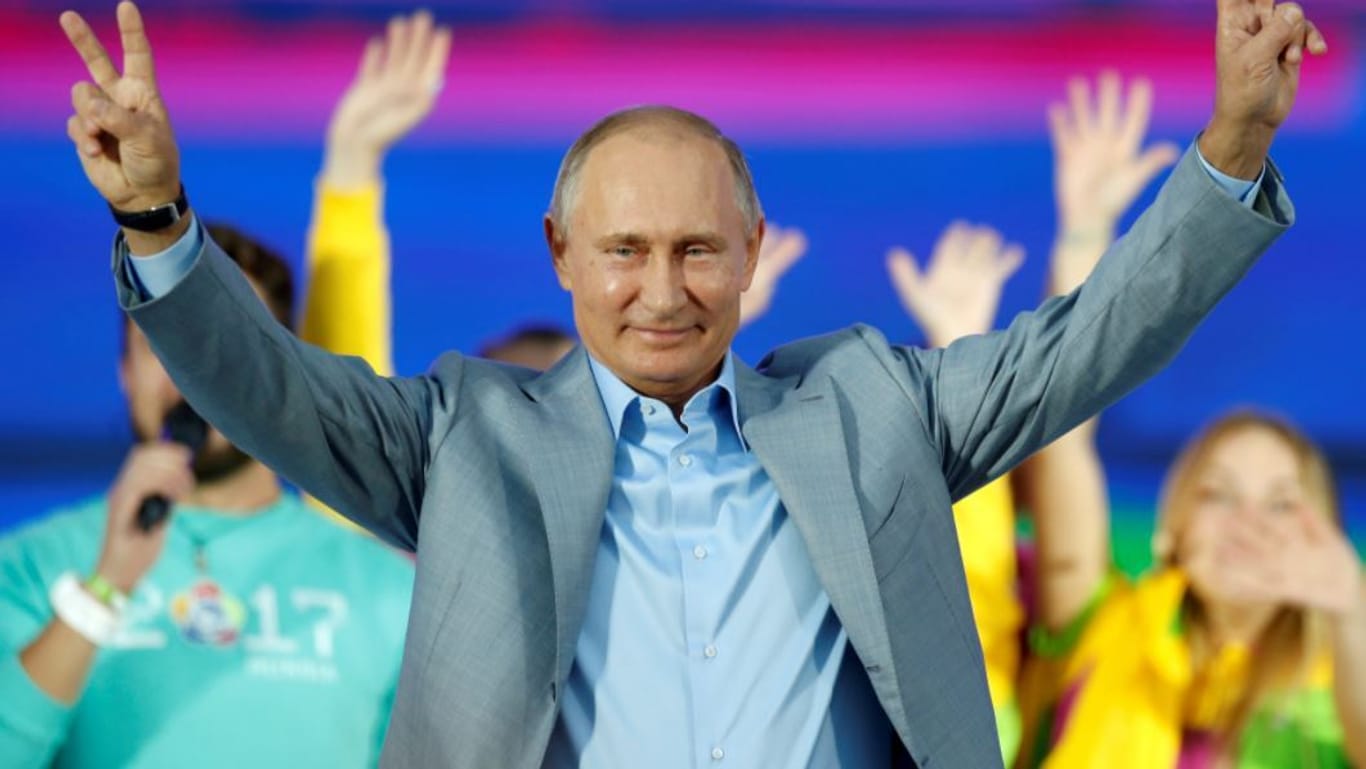 Russlands Präsident Putin genehmigt sich ein neues Parlament.