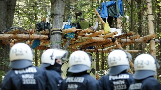 Polizeiaktion im Hambacher Forst