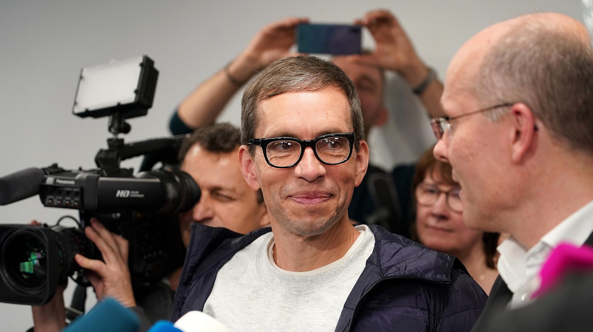 Flughafen Frankfurt 2019: Nach Jahrzehnten kehrte Jens Söring im Alter von 53 Jahren wieder nach Deutschland zurück.