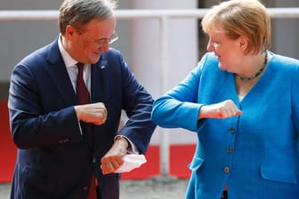 Armin Laschet und Angela Merkel: Die aktuellen Probleme der CDU haben sich schon seit Jahren angedeutet.