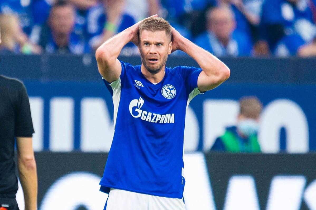 Simon Terodde: Trotz seines achten Saisontreffers reichte es für Schalke gegen Karlsruhe nur zum Remis.