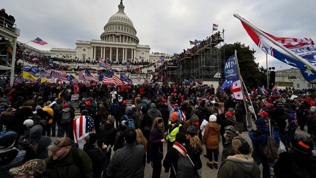 Anhänger von US-Präsident Donald Trump stürmten im Januar das US-Kapitol.