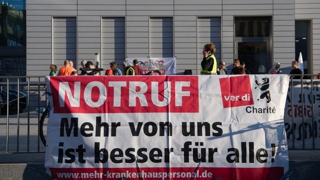 Verhandlungen im Klinik-Tarifstreit Verhandlungen im Klinik-Tarifstreit