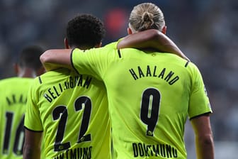 Jude Bellingham und Erling Haaland (r.): Die zwei Profis verhelfen dem BVB zu Top-Leistungen.