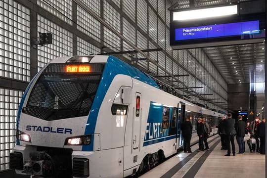 Erstmals Batteriezug durch City-Tunnel