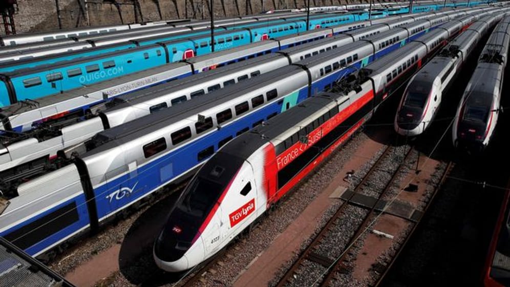 Der Start des TGV in Frankreich 1981 revolutionierte das Bahnreisen, zehn Jahre vorher schon schickte die Bundesbahn den ersten Intercity aufs Gleis.