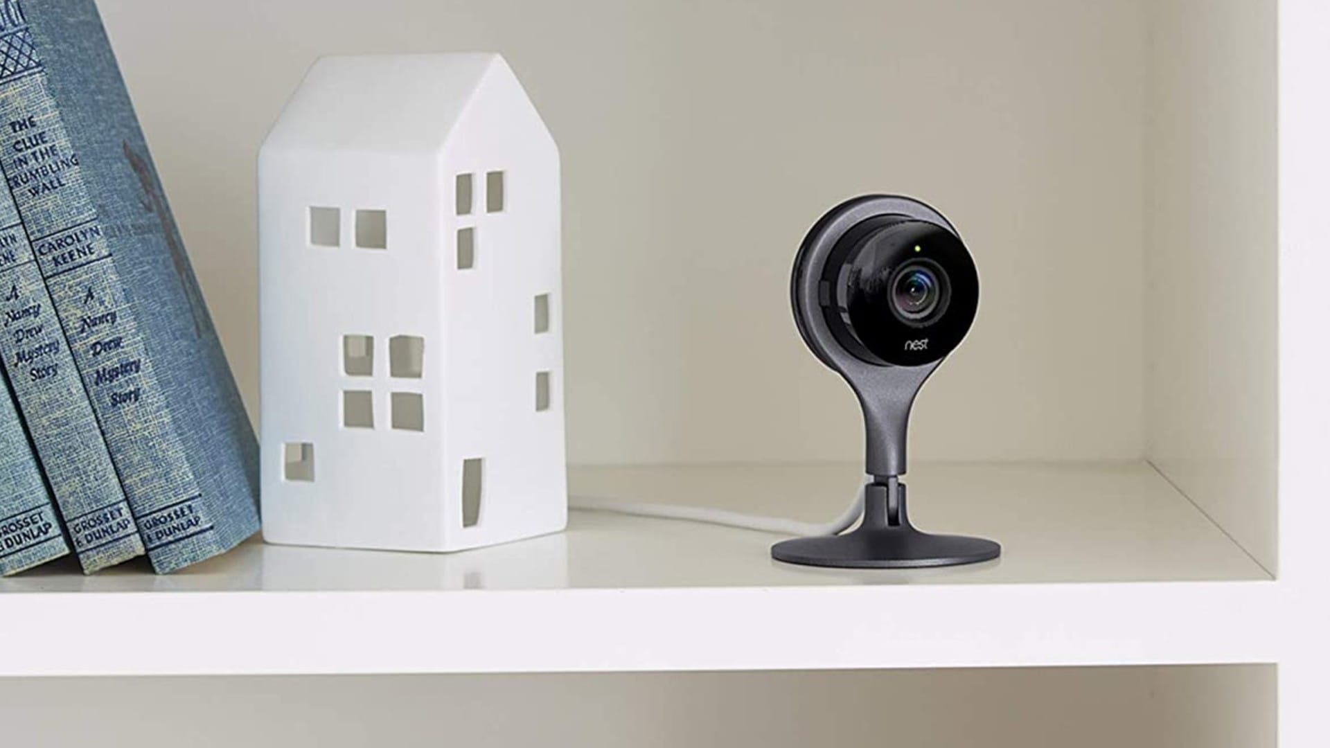 Die Nest Cam Indoor ist heute für unter 100 Euro im Angebot bei Amazon.