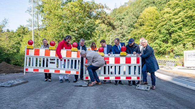 Brücke nach Neubau eingeweiht