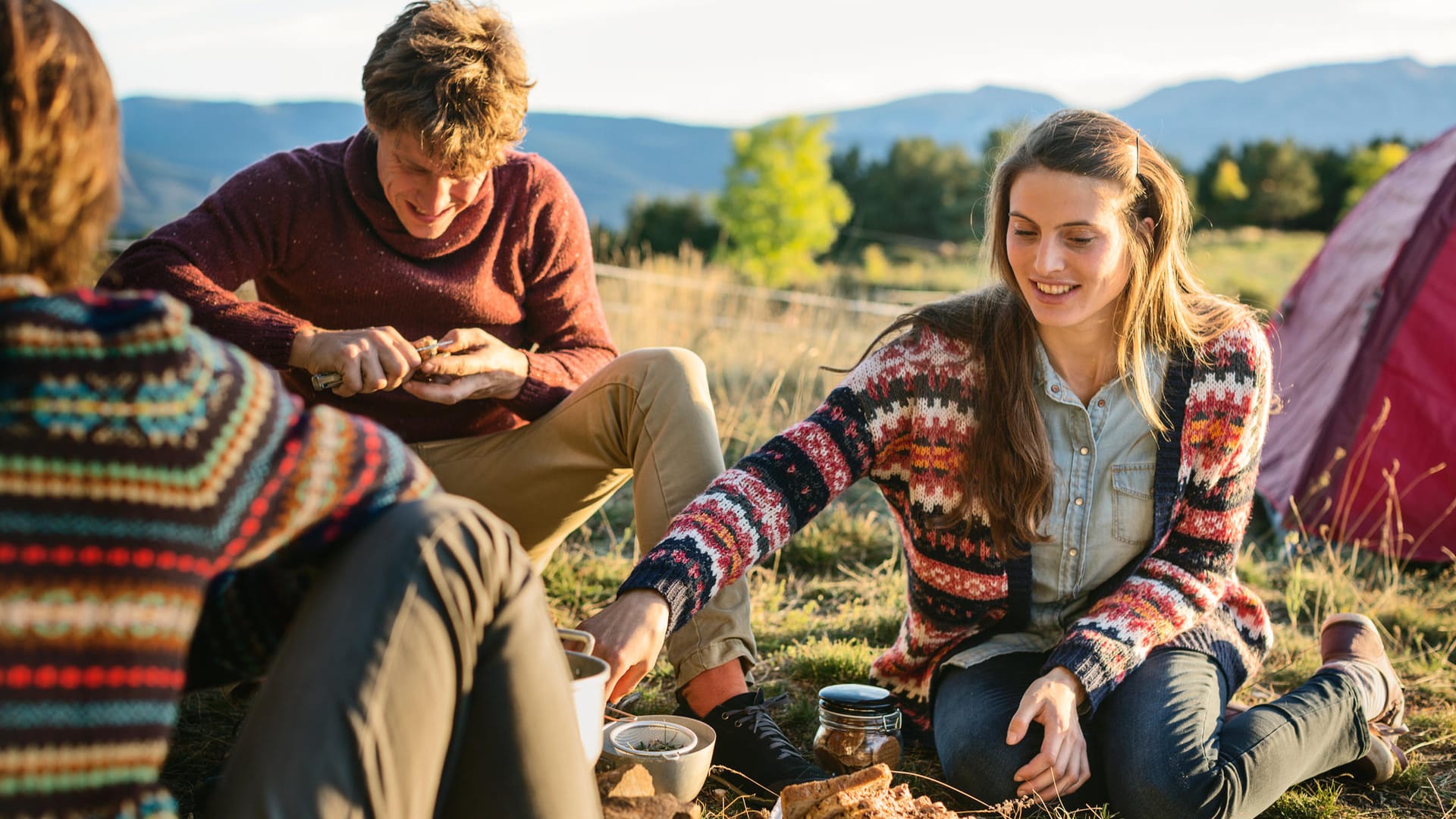 Strickjacken im Sale: Mode für den Herbst shoppen Sie jetzt zu reduzierten Preisen.