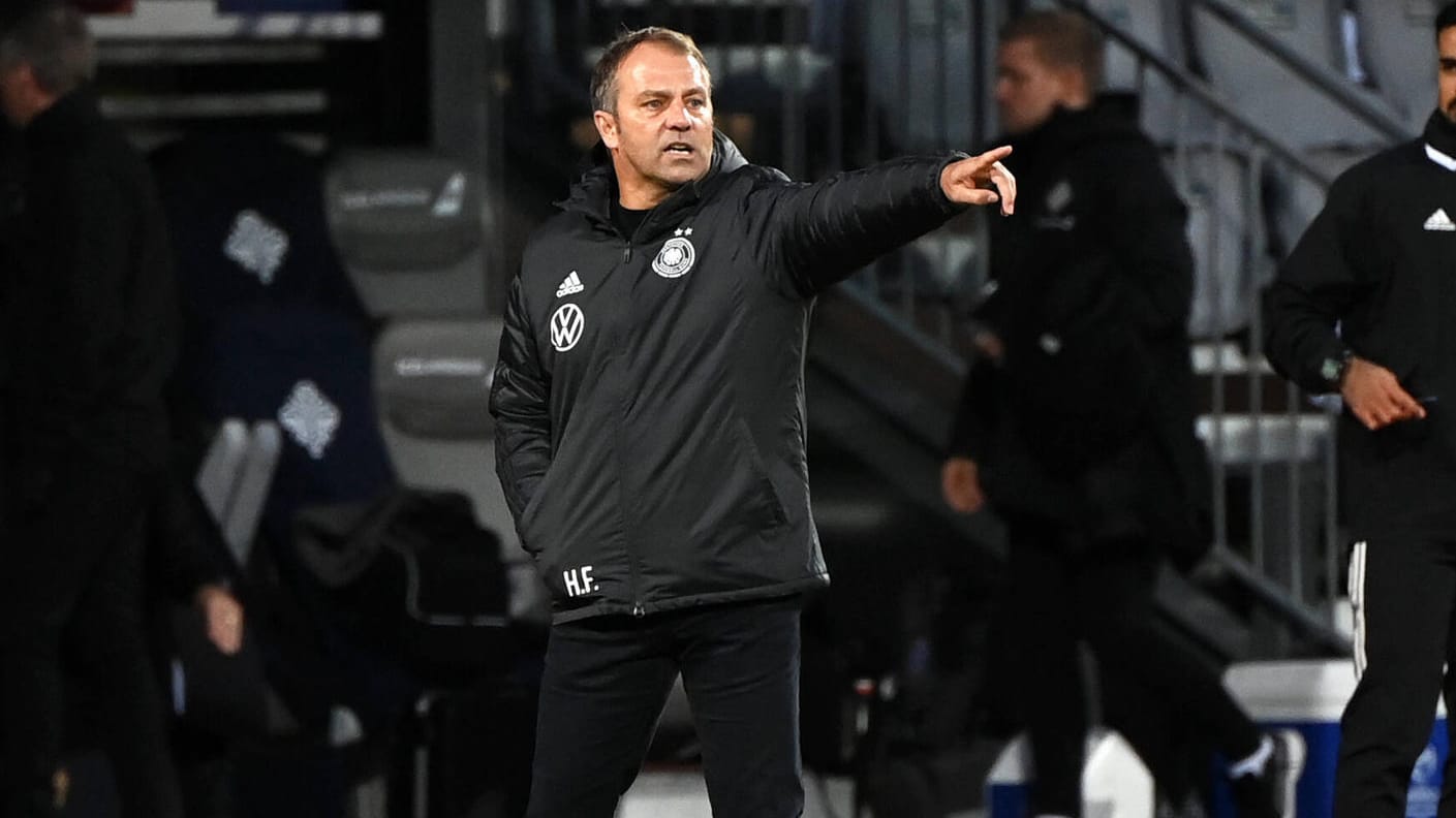 Spielt eine wichtige Rolle bei der U21-Trainersuche: Bundestrainer Hansi Flick. Spielt eine wichtige Rolle bei der U21-Trainersuche: Bundestrainer Hansi Flick.
