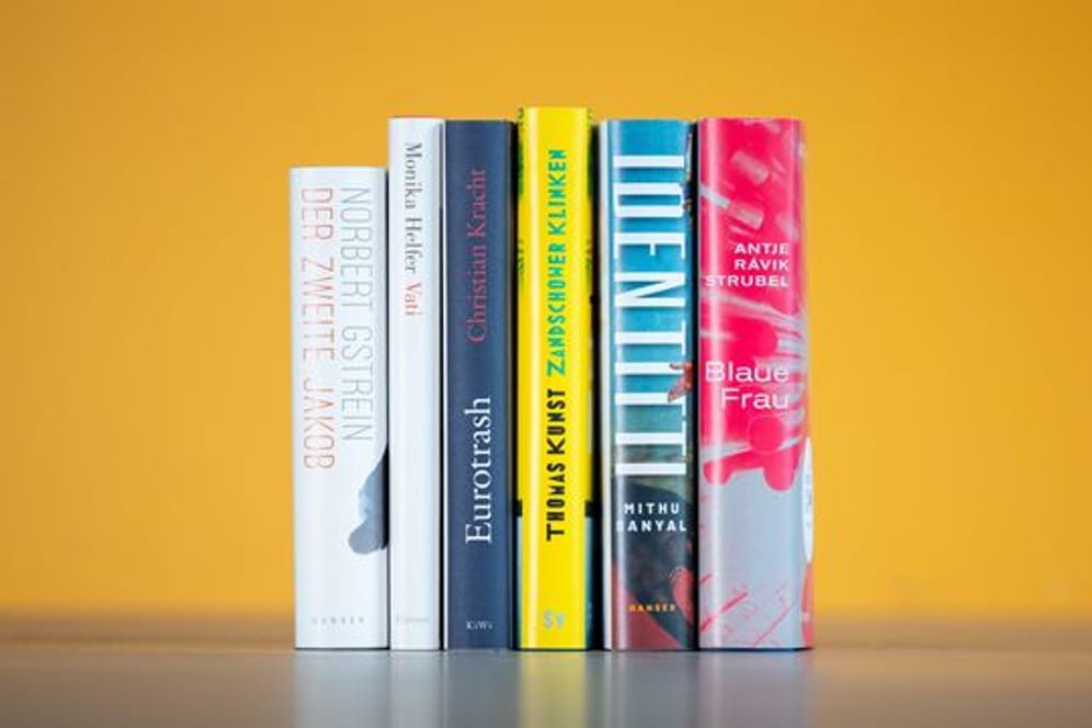 Cover der Bücher, die auf der Shortlist für den Deutschen Buchpreis 2021 stehen.
