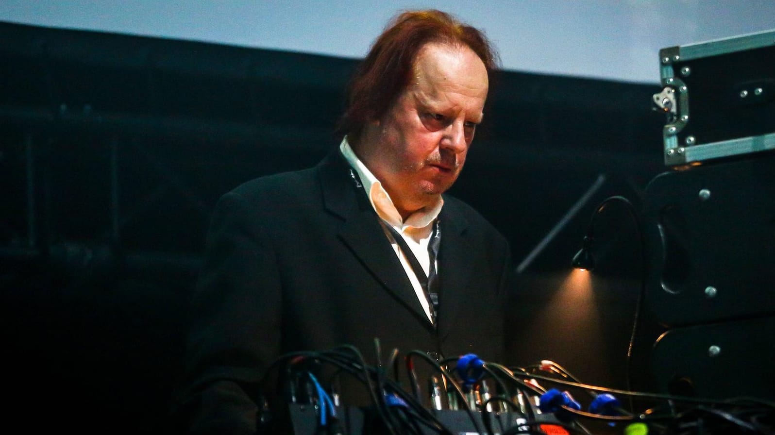 Richard H. Kirk: Hier bei einem Cabaret Voltaire Konzert 2014 im Kraftwerk in Berlin.