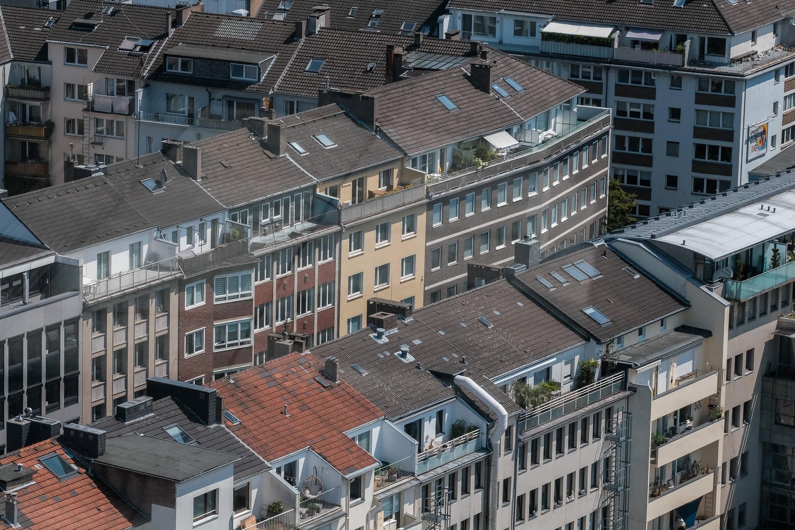 Wohnungen in Düsseldorf (Symbolfoto): Ein Mietangebot erregt die Gemüter in der Stadt.