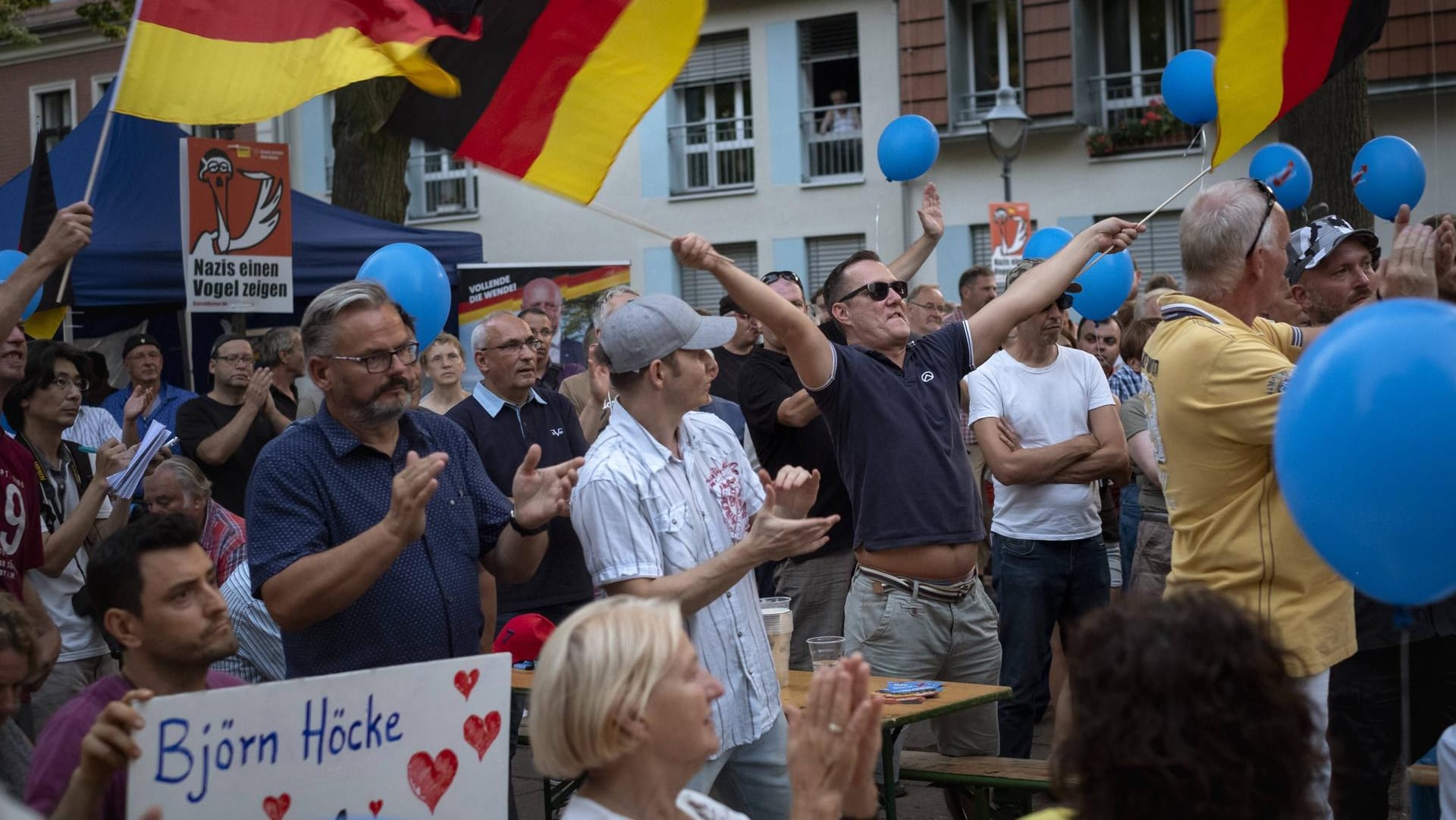 AfD-Wahlkampfveranstaltung in Königs-Wusterhausen (Archivbild): Die AfD ist in Ostdeutschland zu einer dominierenden Kraft geworden, sagt Ines Geipel.