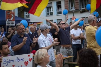 AfD-Wahlkampfveranstaltung in Königs-Wusterhausen (Archivbild): Die AfD ist in Ostdeutschland zu einer dominierenden Kraft geworden, sagt Ines Geipel.