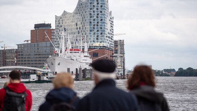 Trübes Wetter am Hafen