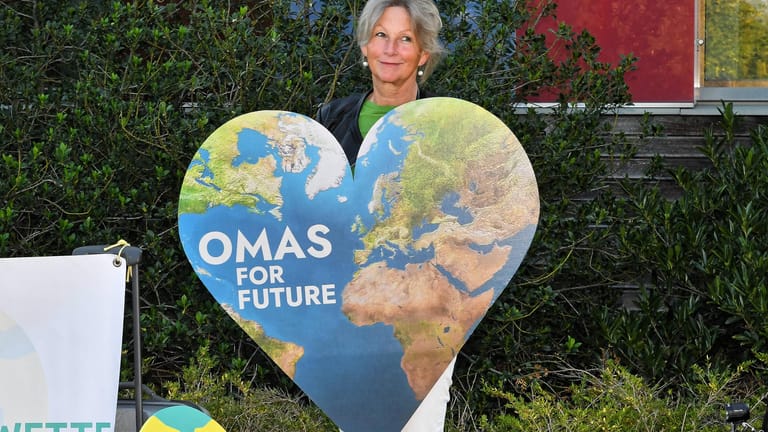 Die Leipzigerin Cordula Weimann (Archivfoto): Sie gründete die "Omas for Future" und konfrontierte vier Tage vor der Wahl Politiker mit ihrem Anliegen.