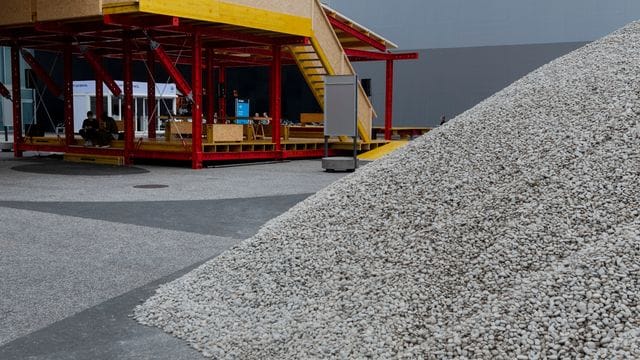 Nach einem Jahr Coronazwangspause öffnet die Art Basel wieder für Besucherinnen und Besucher. Nach einem Jahr Coronazwangspause öffnet die Art Basel wieder für Besucherinnen und Besucher.