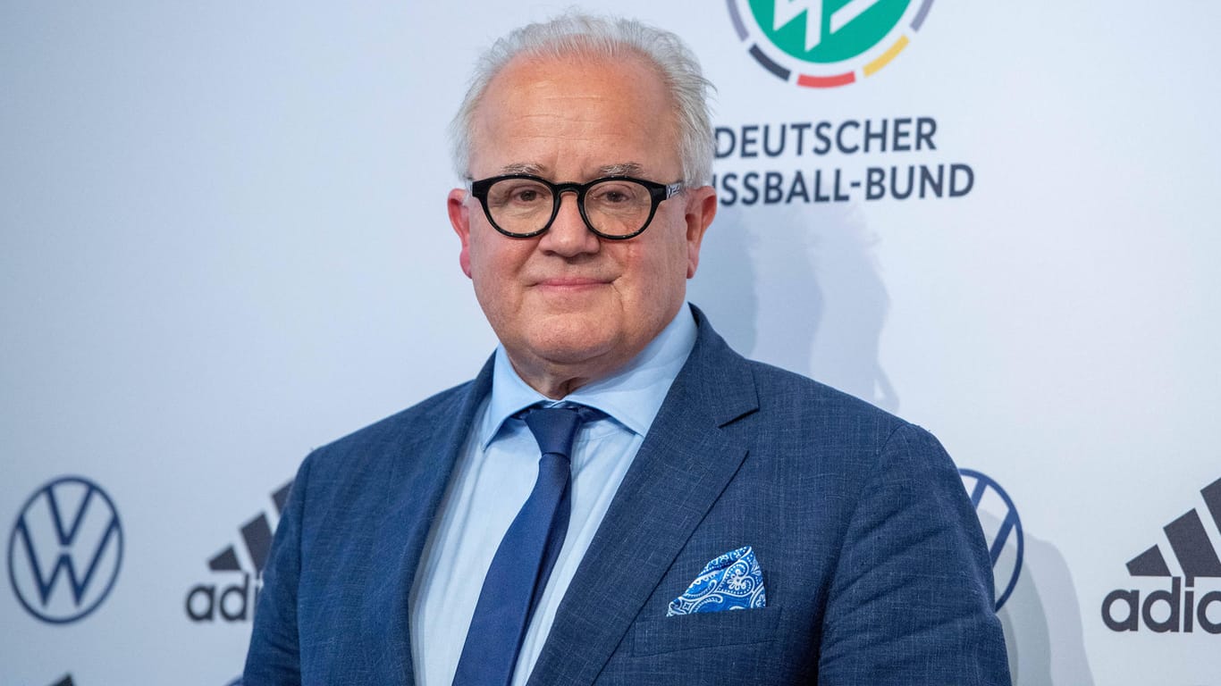 Fritz Keller: Der ehemalige DFB-Präsident kritisiert die Entscheidungsstrukturen im größten Sportverband der Welt.