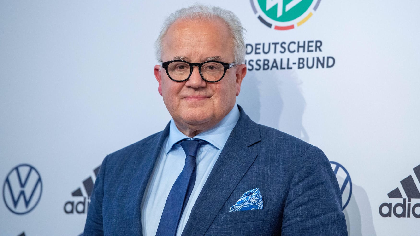 Fritz Keller: Der ehemalige DFB-Präsident kritisiert die Entscheidungsstrukturen im größten Sportverband der Welt. Fritz Keller: Der ehemalige DFB-Präsident kritisiert die Entscheidungsstrukturen im größten Sportverband der Welt.