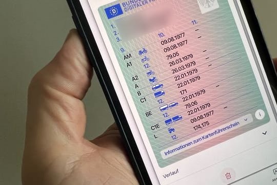 Der digitale Führerschein soll unter anderen die Anmietung von Mietwagen oder auch die Inanspruchnahme von Carsharing-Angeboten erleichtern.