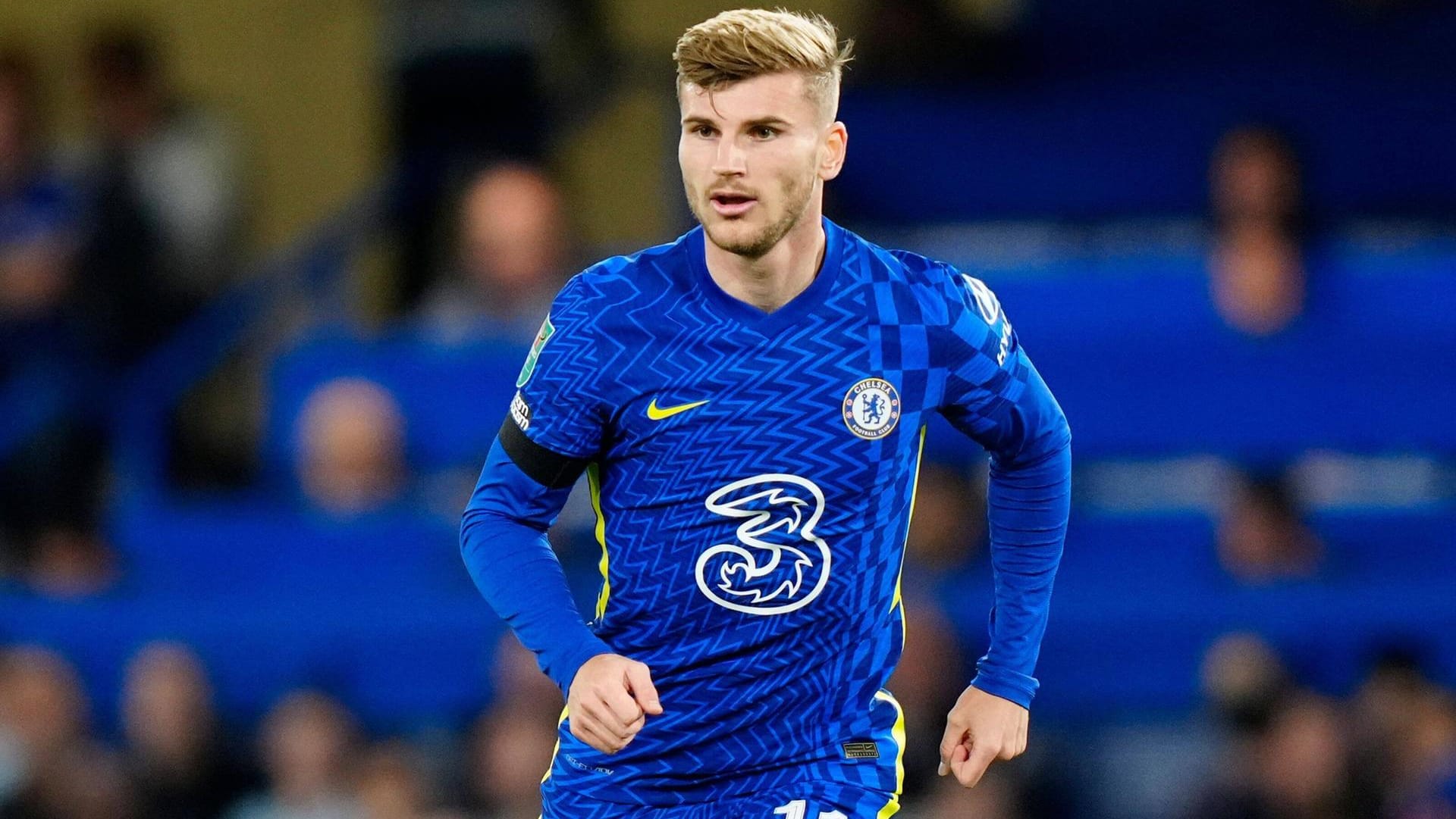 Timo Werner im Trikot des FC Chelsea: Wäre der Nationalspieler im vergangenen Jahr beinahe unfreiwillig beim FC Bayern gelandet?