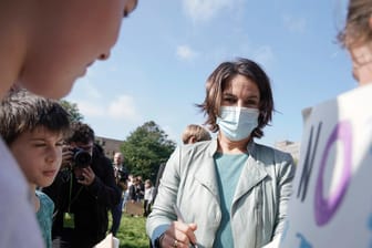 Kanzlerkandidatin Annalena Baerbock: Am Freitag besuchte sie die Klima-Demo in Köln.