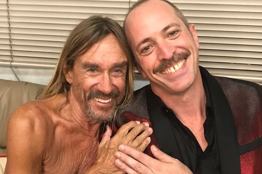 Musiker Iggy Pop (l) und Gitarrist Matt Sweeney.