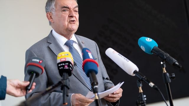 Pressestatement Innenminister Reul Pressestatement Innenminister Reul
