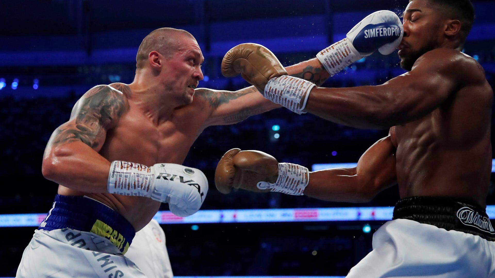 Beim Kampf gegen Alexander Usyk (links) ging es für Anthony Joshua (rechts) um mehr als nur einen Titel.