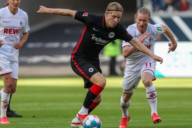 Jens Petter Hauge (Eintracht Frankfurt, M.) gegen Florian Kainz (1. FC Köln): Das Abseits war für die Zuschauer nicht genau zu erkennen, sodass der Videoassistent entscheiden musste.