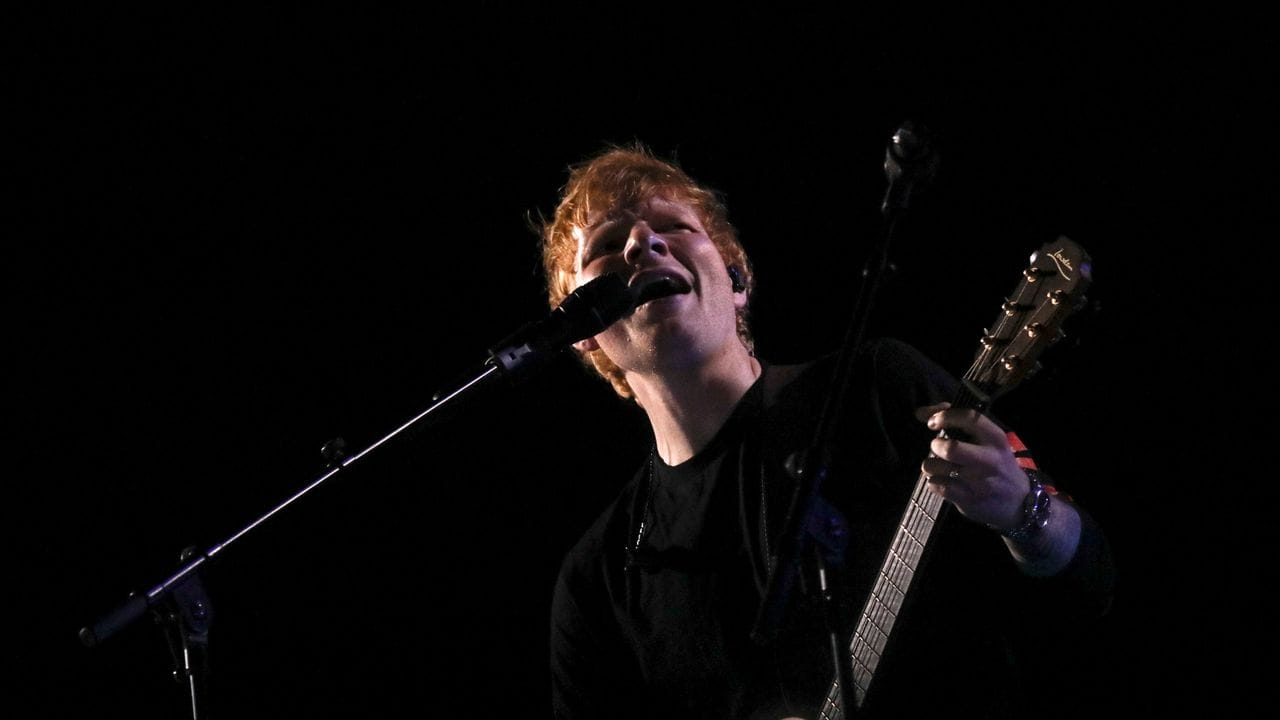 Ed Sheeran beim Global Citizen Live-Konzert in Paris. Ed Sheeran beim Global Citizen Live-Konzert in Paris.
