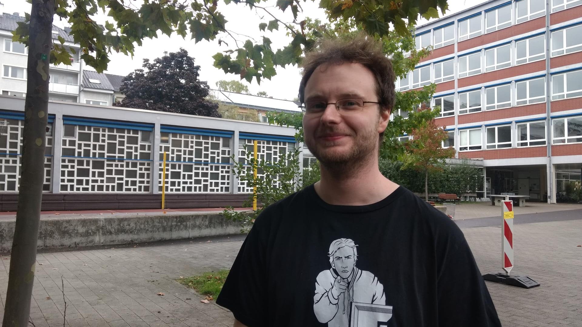 Der Systemadministrator Carsten findet die Bundestagswahl so spannend wie die US-Wahl.