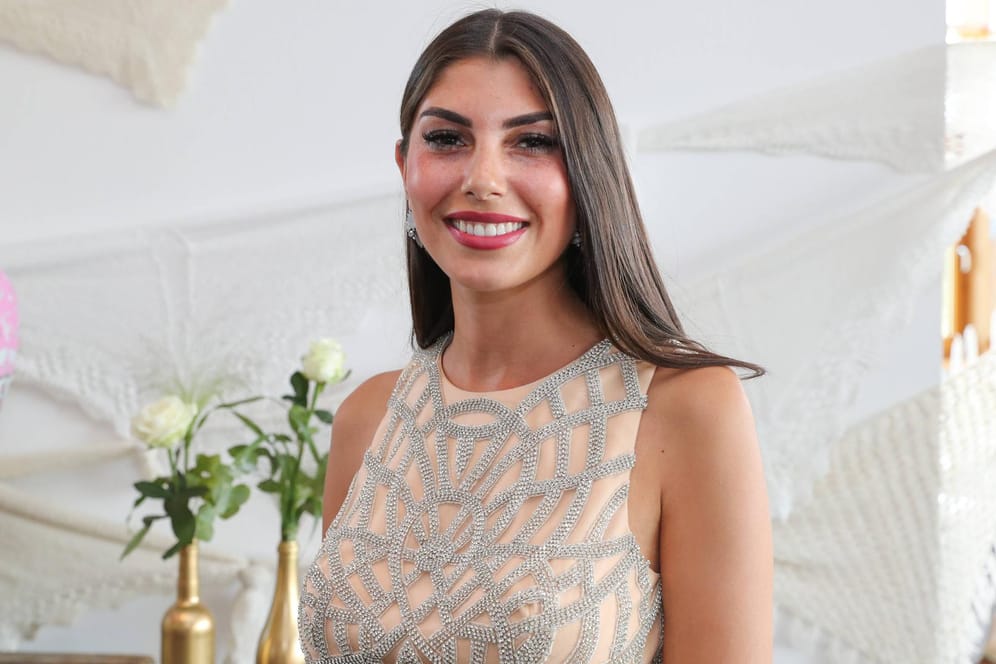 Yeliz Koc: Die ehemalige "Bachelor"-Kandidatin bekommt bald ein Baby.
