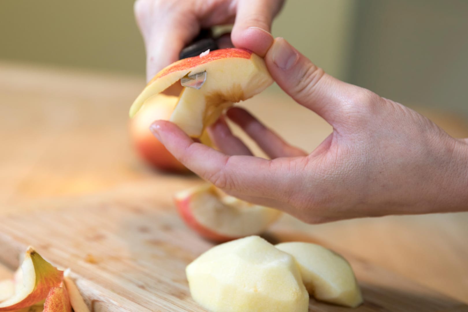 Apfel: Ob süß oder herzhaft – er ist ein Klassiker in der Herbstküche.