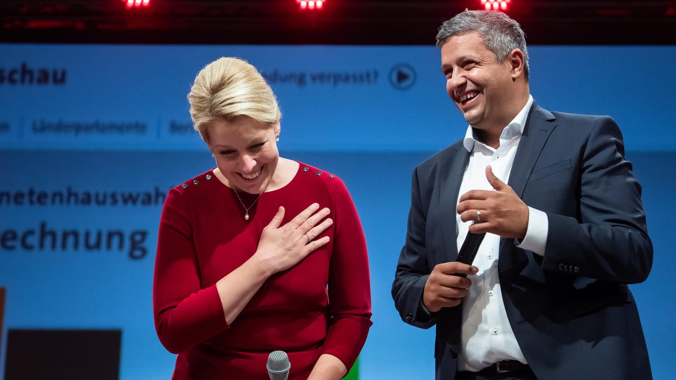 Franziska Giffey, Spitzenkandidatin der Berliner SPD für das Amt der Regierenden Bürgermeisterin, und Raed Saleh, Co-Parteivorsitzender der Berliner SPD: Ihre Partei hat die Abgeordnetenhauswahl für sich entschieden.