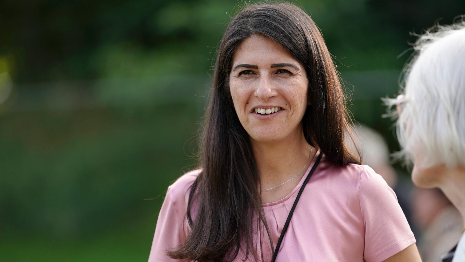 Serap Güler: Sie wird die CDU im Bundestag vertreten. Serap Güler: Sie wird die CDU im Bundestag vertreten.
