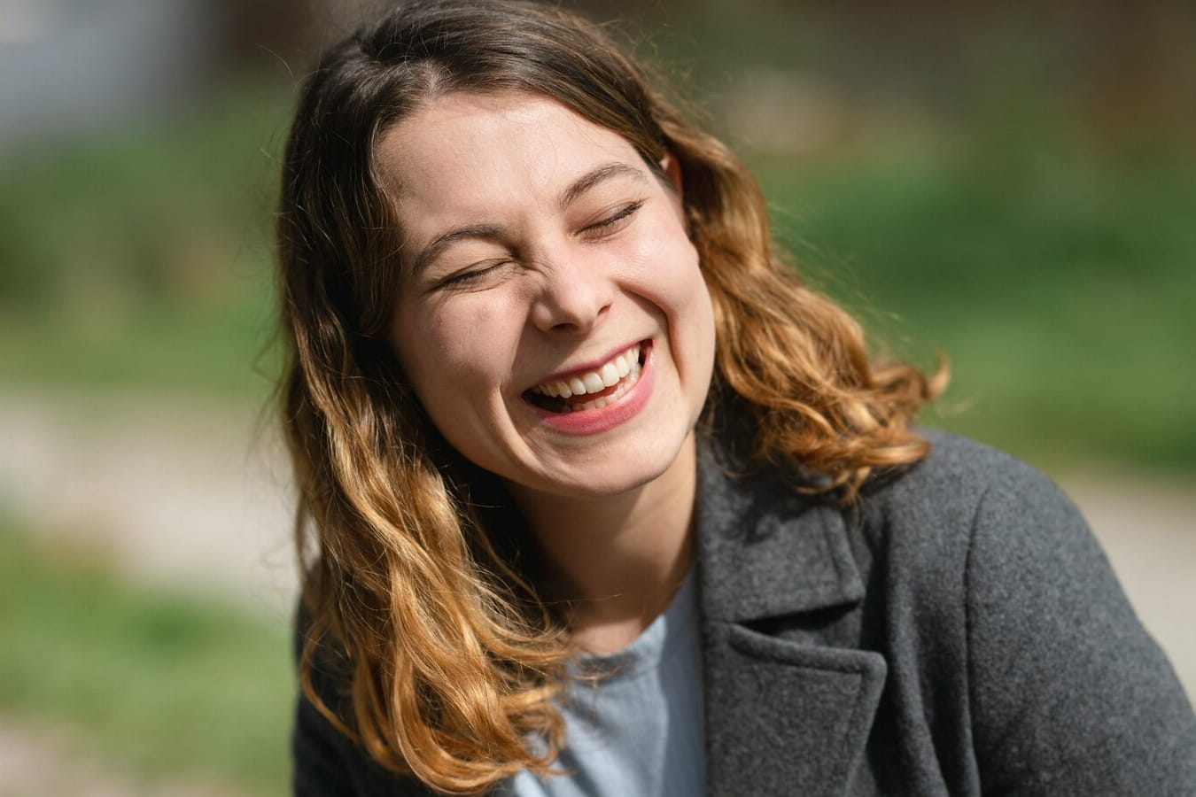 Jamila Schäfer hat gut lachen: Die 28-Jährige hat als erste Grüne in Bayern ein Direktmandat gewonnen.