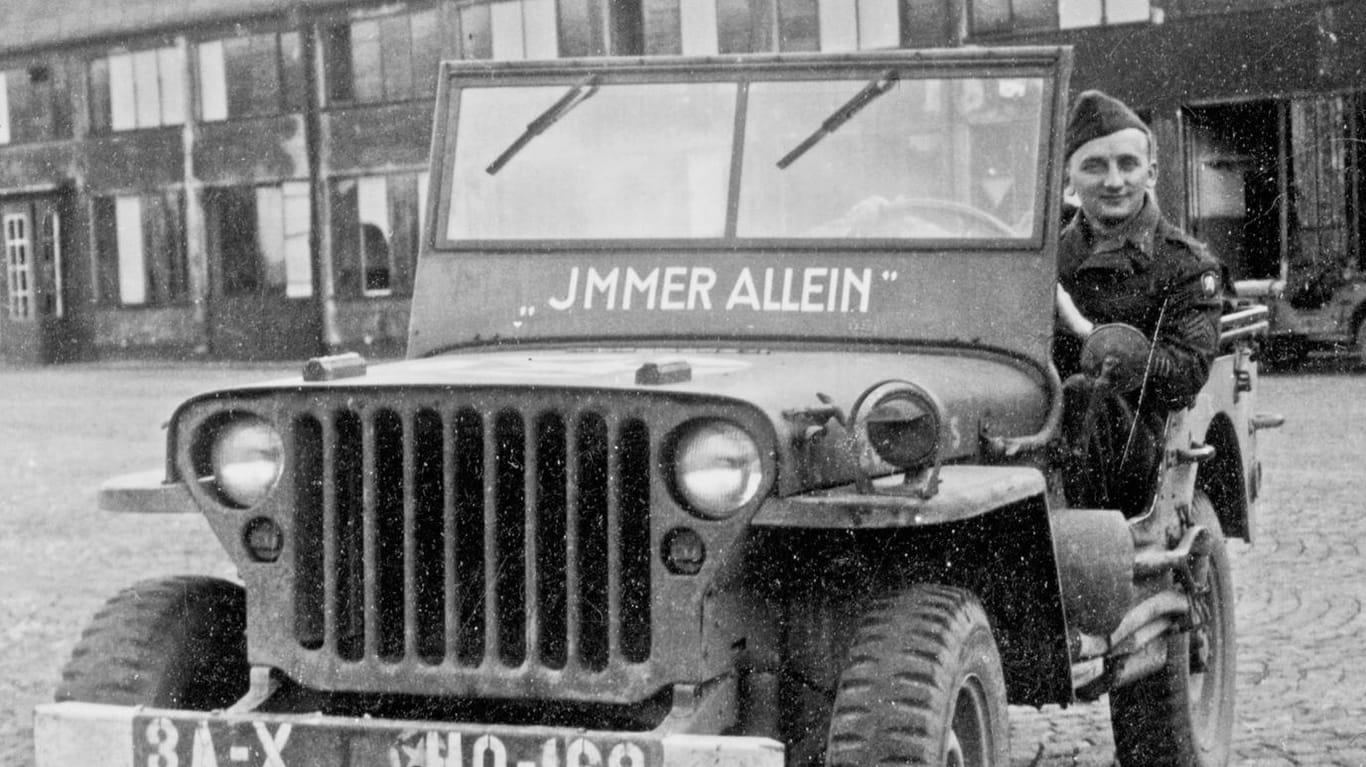 Mithilfe dieses Jeeps suchte Benjamin Ferencz nach Beweisen für die Verbrechen der Nationalsozialisten (undatiertes Foto).