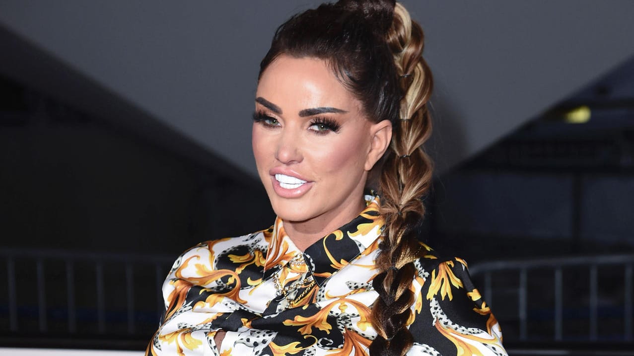 Katie Price: Nach einem Autounfall muss sie im Krankenhaus behandelt werden.