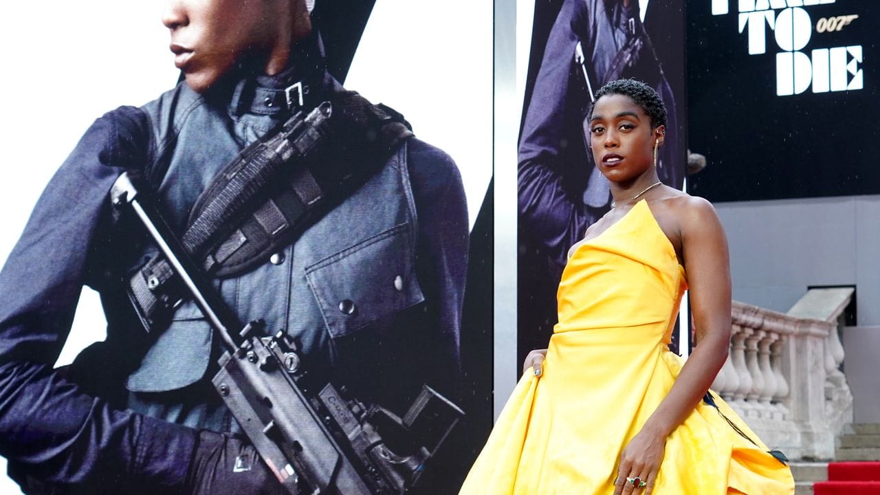 Einer der Stars des Films, Lashana Lynch, Schauspielerin aus Großbritannien, posiert für ein Foto. Einer der Stars des Films, Lashana Lynch, Schauspielerin aus Großbritannien, posiert für ein Foto.