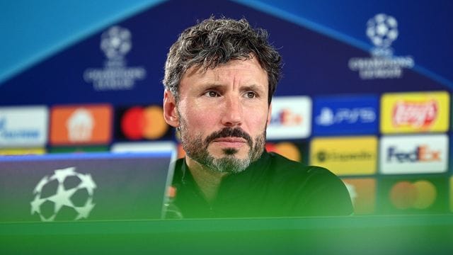 Mark van Bommel spricht