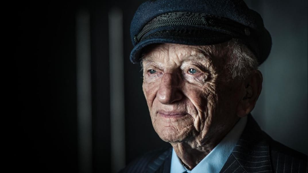 Bis heute setzt sich Benjamin Ferencz für eine friedlichere Welt ein.