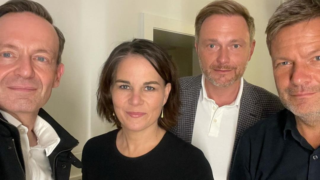 Volker Wissing, Annalena Baerbock, Christian Lindner und Robert Habeck: Die Parteispitzen von FDP und Grünen auf einem gemeinsamen Foto.