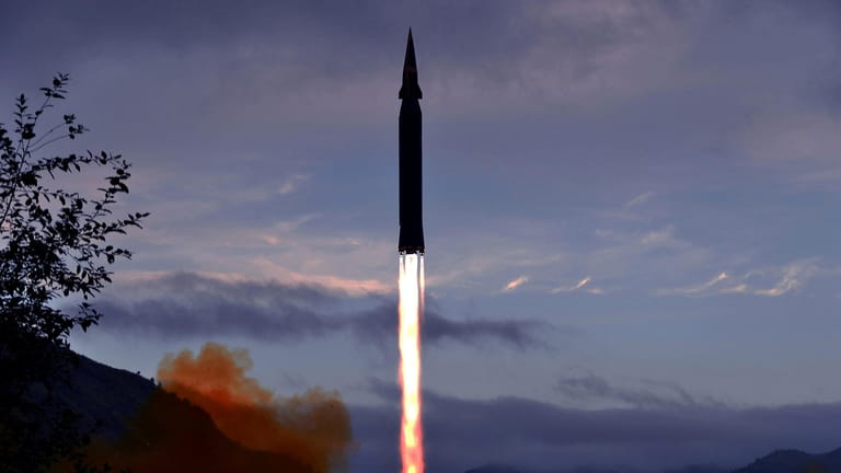 Die Hyperschallrakete Hwasong 8: Nordkorea vermeldete in den letzten Wochen den Test von mehreren Waffen.